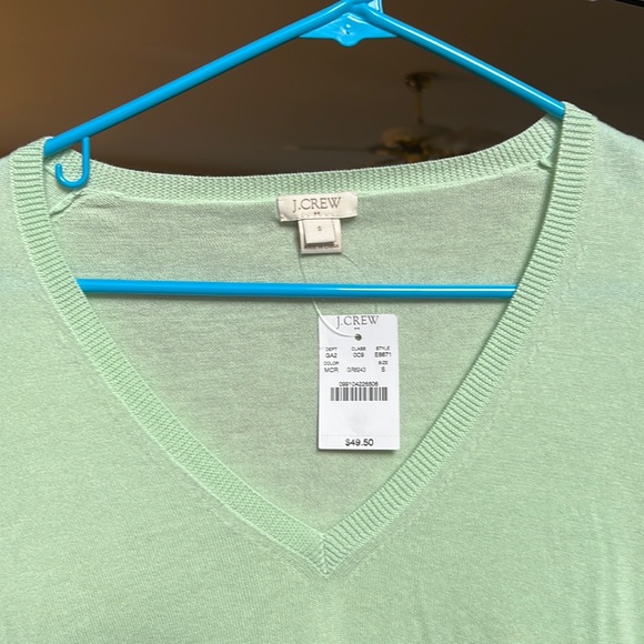 NWT J. Crew V-Neck Sweater - Picture 3 of 5